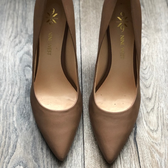 Nine West Women's FIFTH9X9 LE Leather Pump 3.5" - Picture 1 of 4